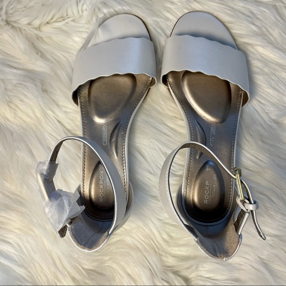 Rockport Total Motion Zandra white sandals size 5 - Picture 5 of 9